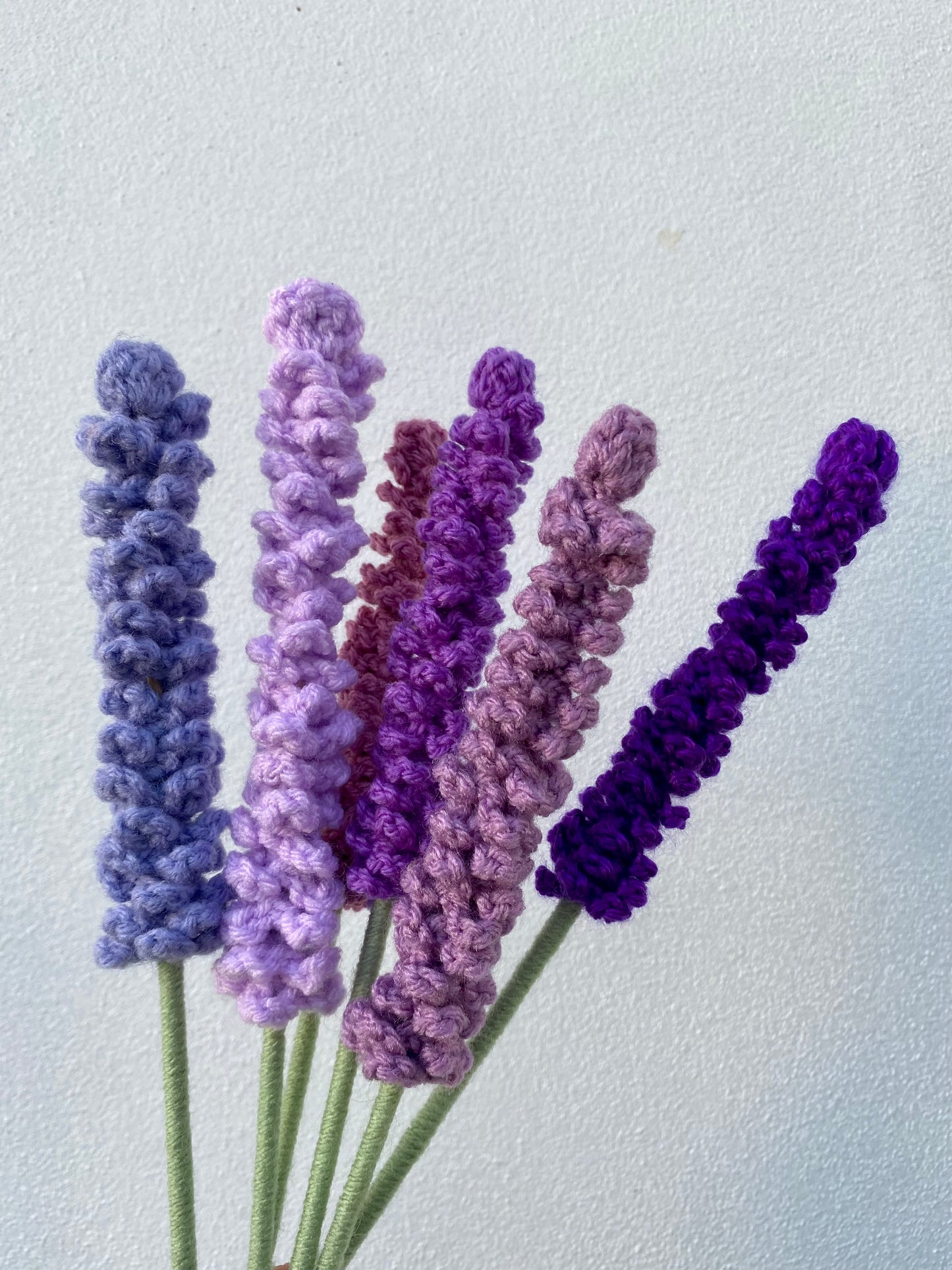 Flor lavanda Tejida